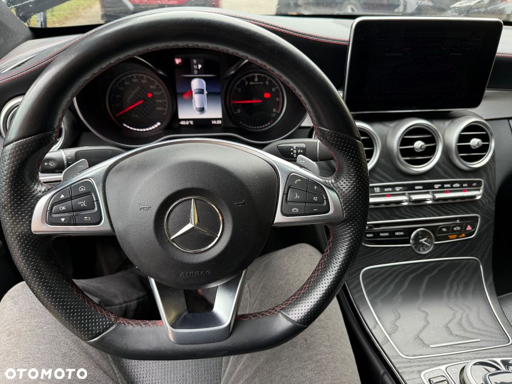 Mercedes-Benz Klasa C AMG 43 Coupe 4Matic 9G-TRONIC - 16