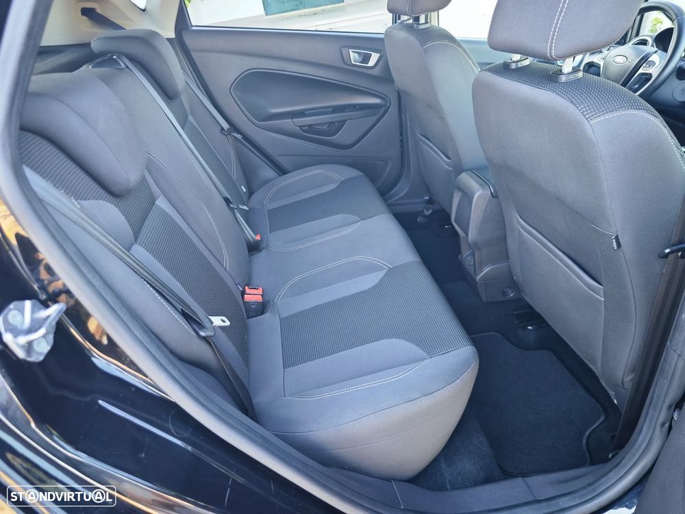 Ford Fiesta 1.5 TDCi Titanium - 8