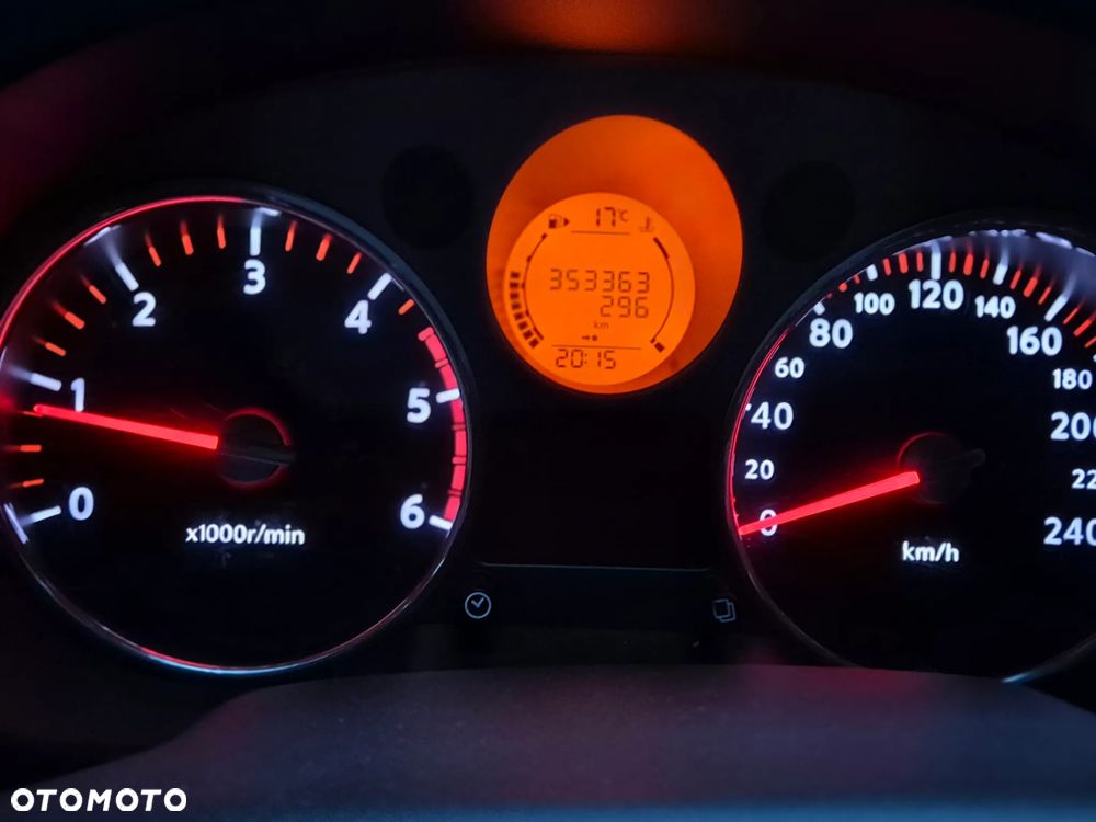 Nissan X-Trail 2.0 dCi SE - 10