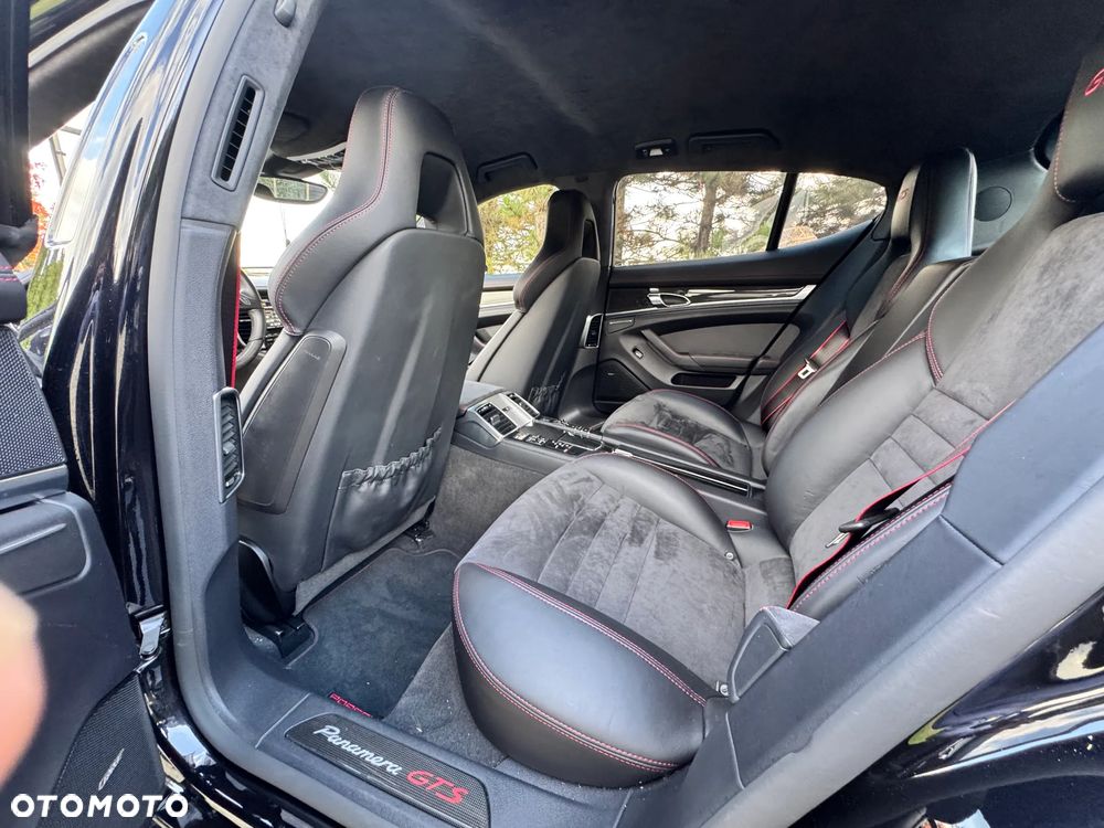 Porsche Panamera - 23