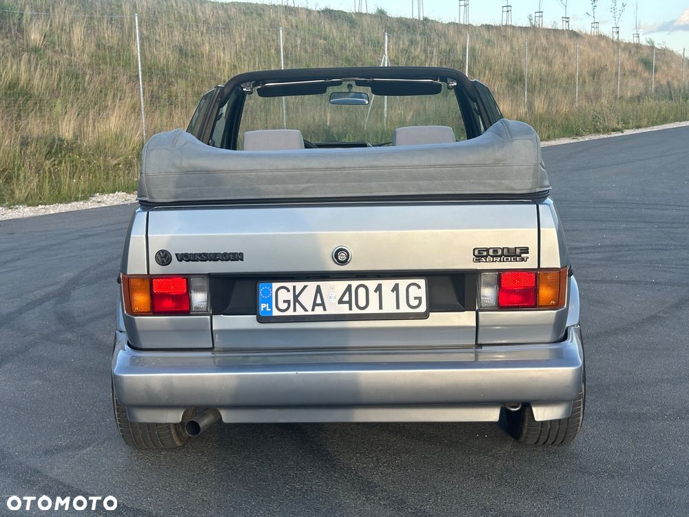 Volkswagen Golf - 4