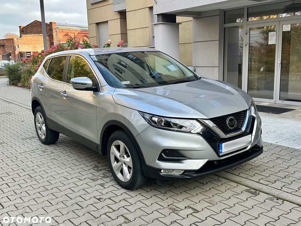 Nissan Qashqai 1.3 DIG-T N-Connecta - 2