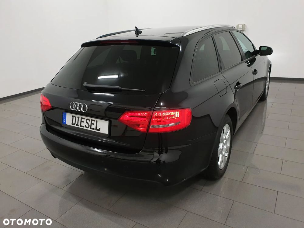 Audi A4 Avant - 30