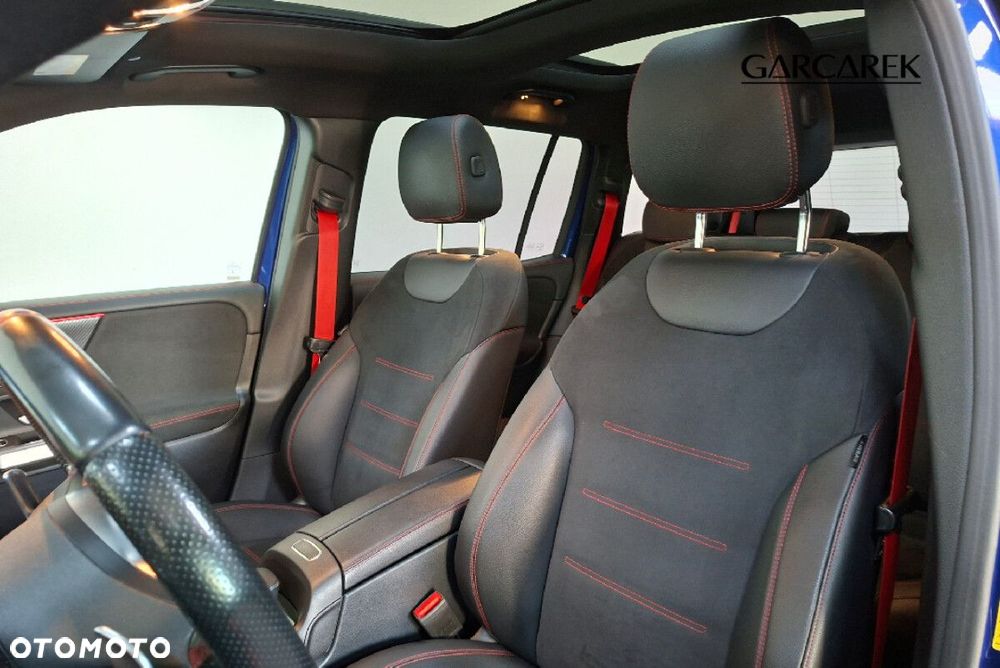 Mercedes-Benz GLB - 19