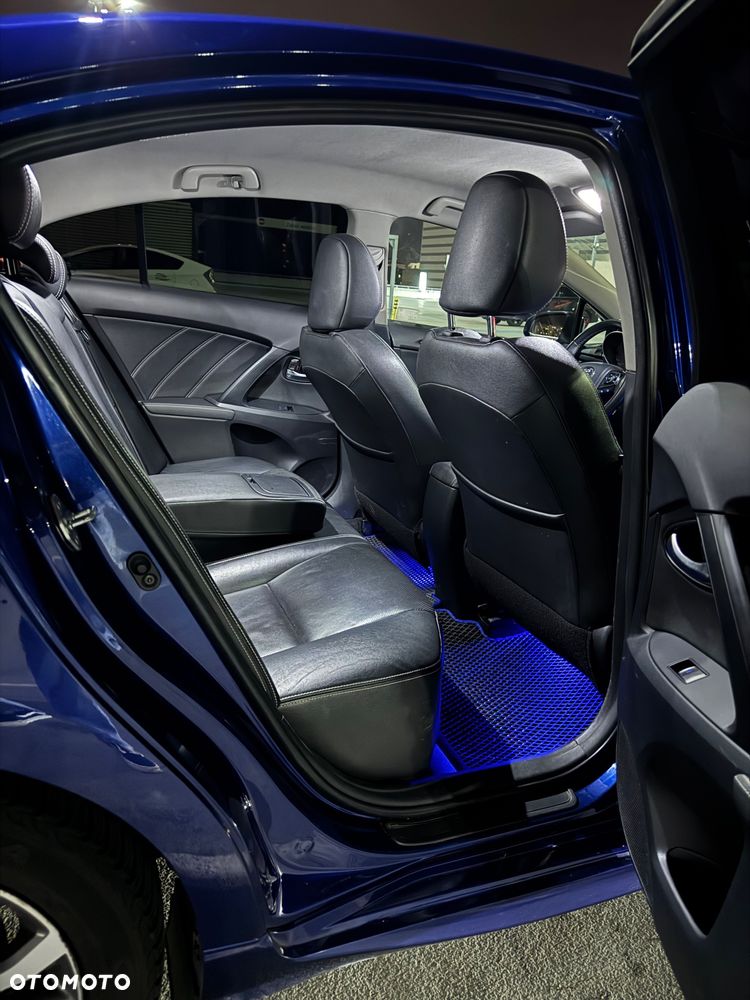 Toyota Avensis 1.8 Prestige MS - 4