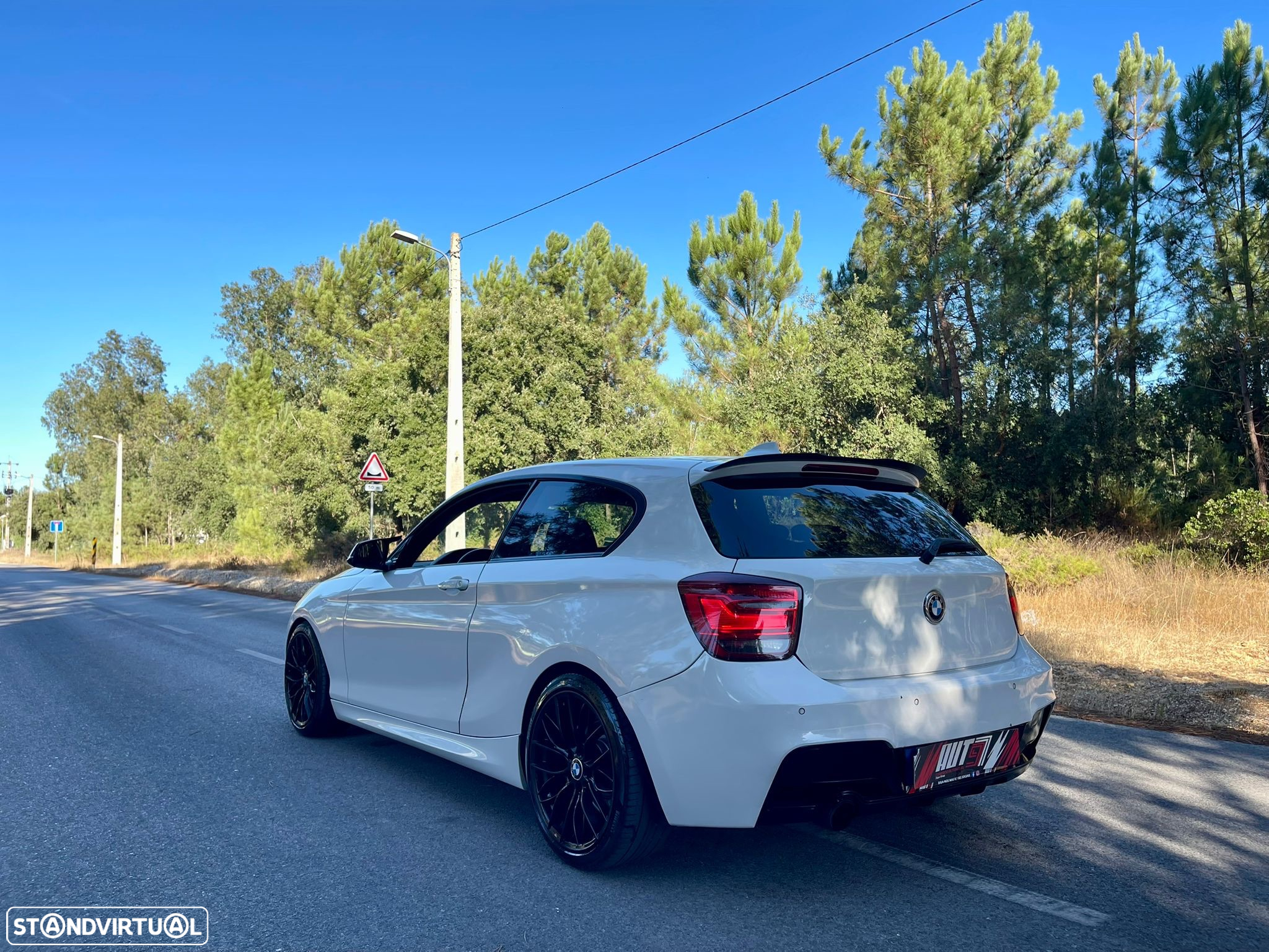 BMW 118 d Pack M - 18