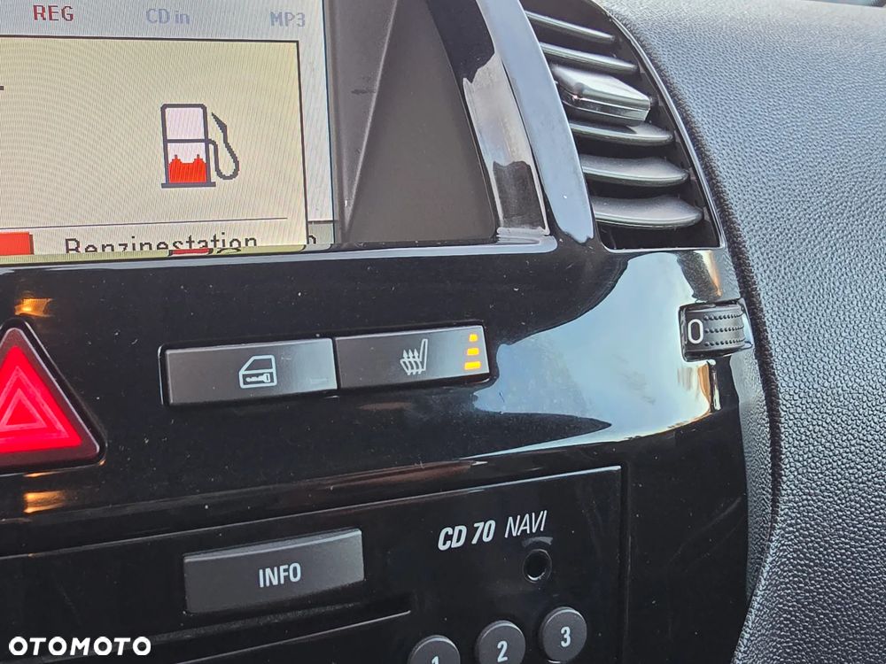 Opel Zafira 1.8 Cosmo - 32