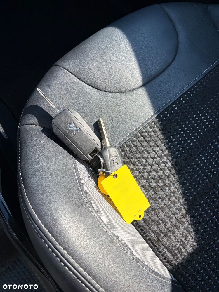 Peugeot 2008 PureTech 110 Stop&Start Style - 28