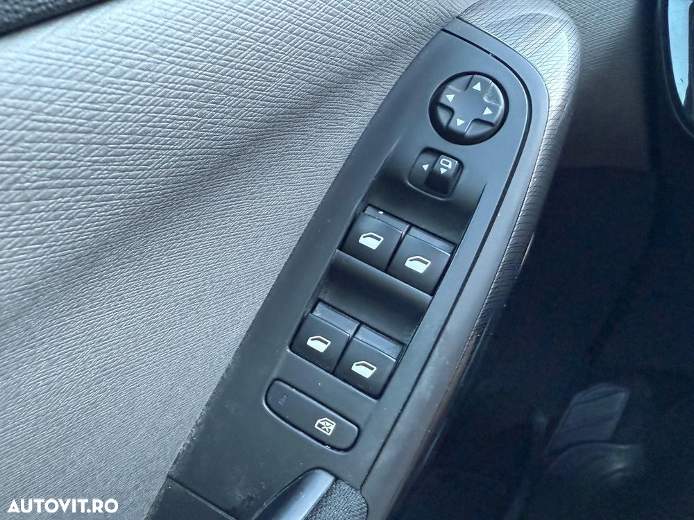 Citroën C4 Grand Picasso BlueHDi 150 EAT6 Exclusive - 32