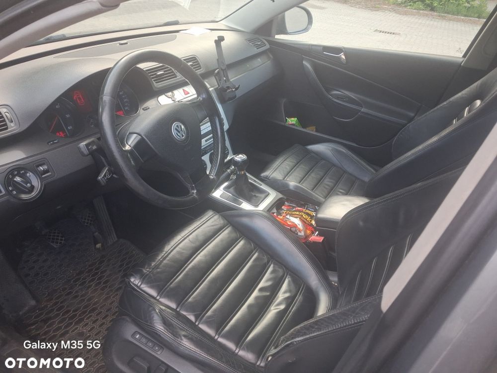 Volkswagen Passat - 6