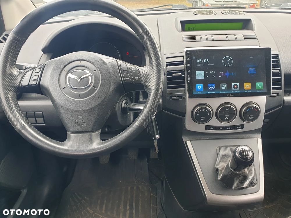 Mazda 5 - 10