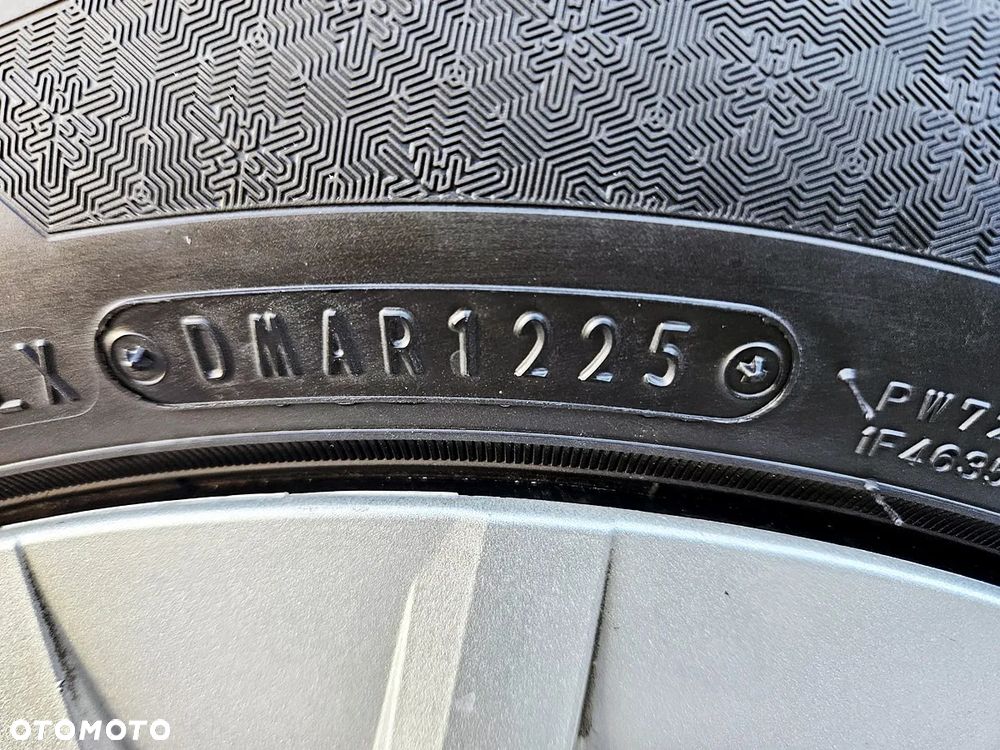 Toyota Yaris 1.5 VVT-i Team Deutschland - 22