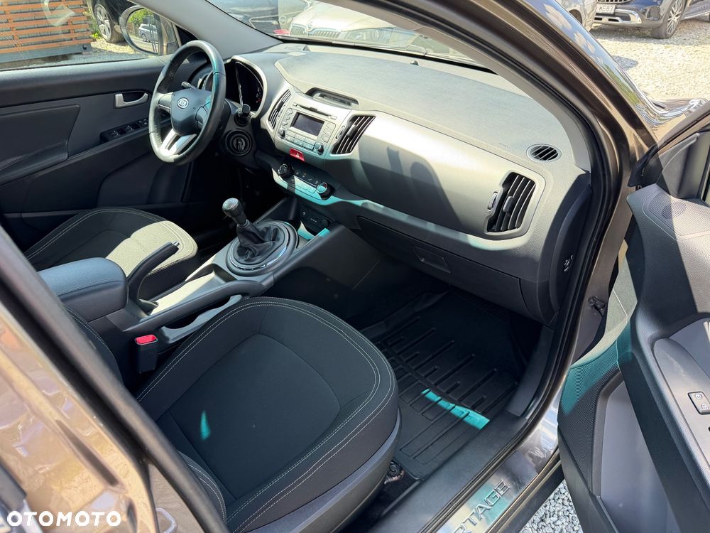 Kia Sportage 2.0 CVVT 2WD Vision - 25