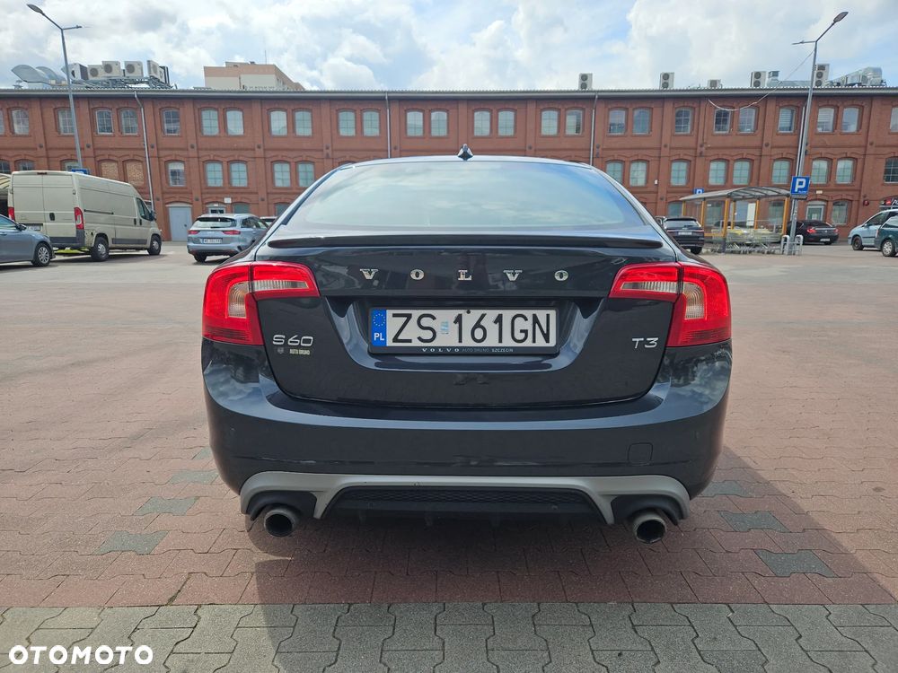 Volvo S60 T3 Drive-E R-Design Momentum - 6