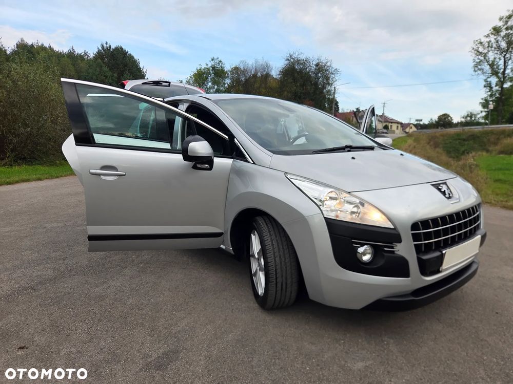 Peugeot 3008 1.6 HDi Premium - 23