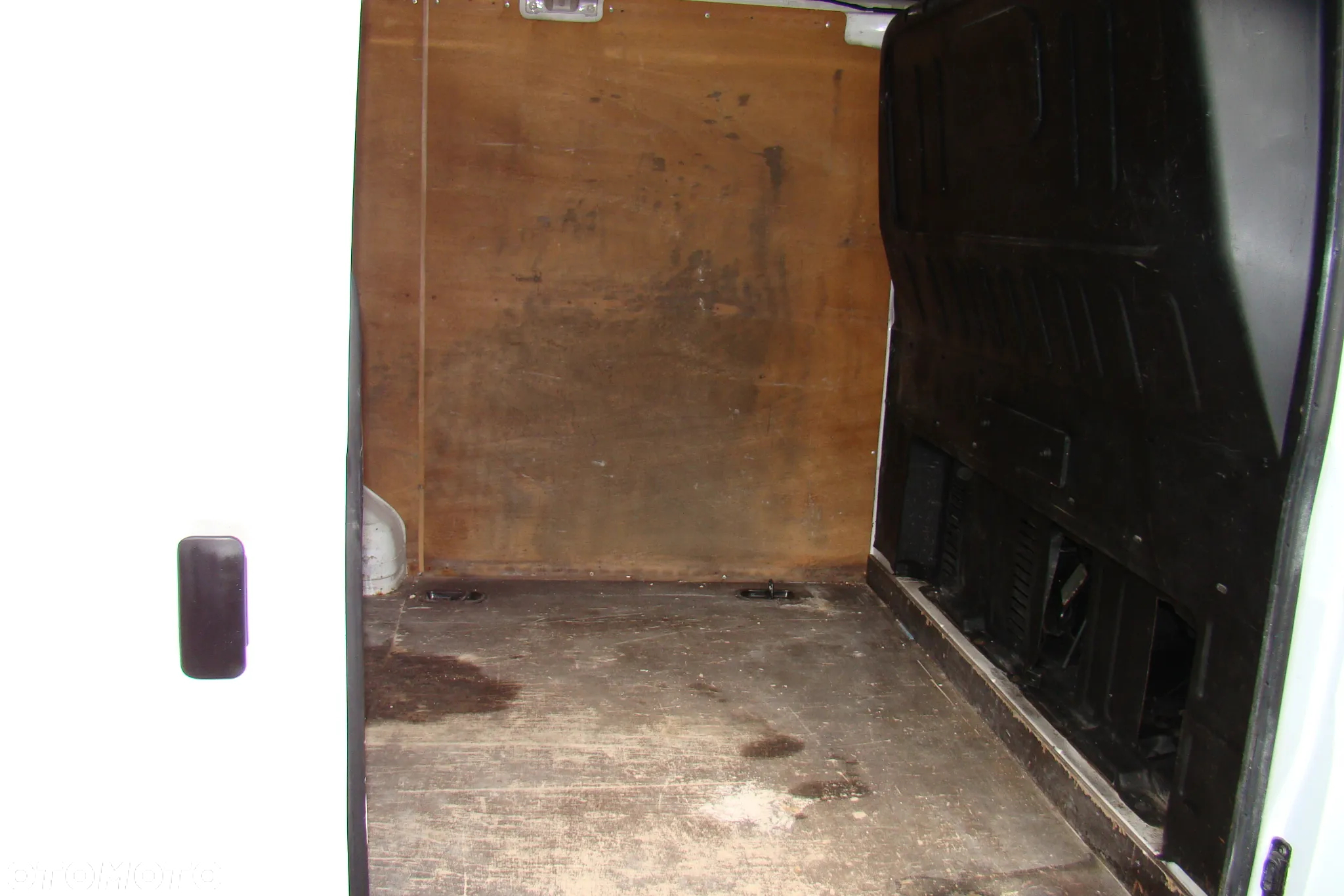 Ford Transit - 8