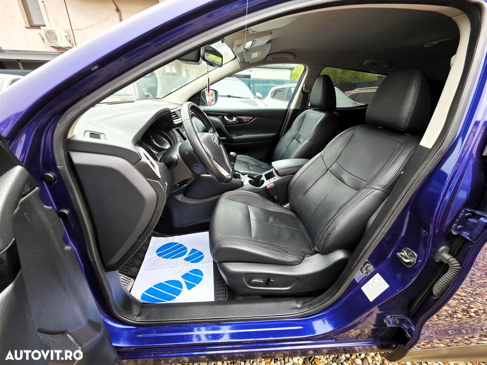 Nissan Qashqai 1.5 DCI Start/Stop Tekna - 24