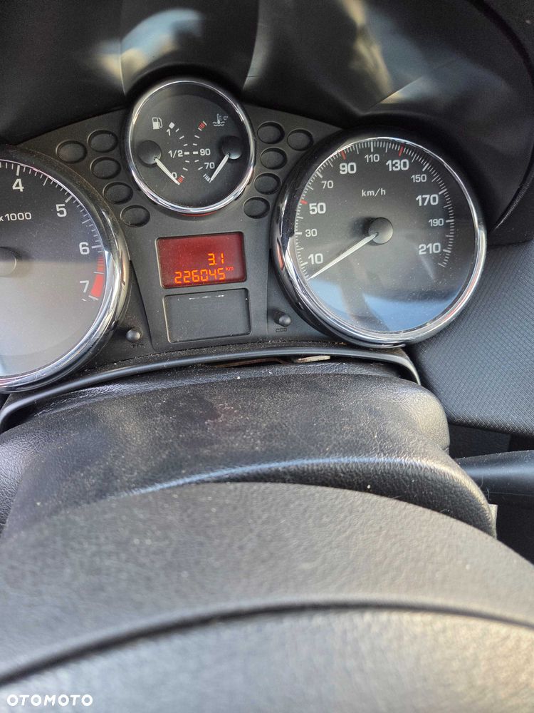 Peugeot 207 CC - 5