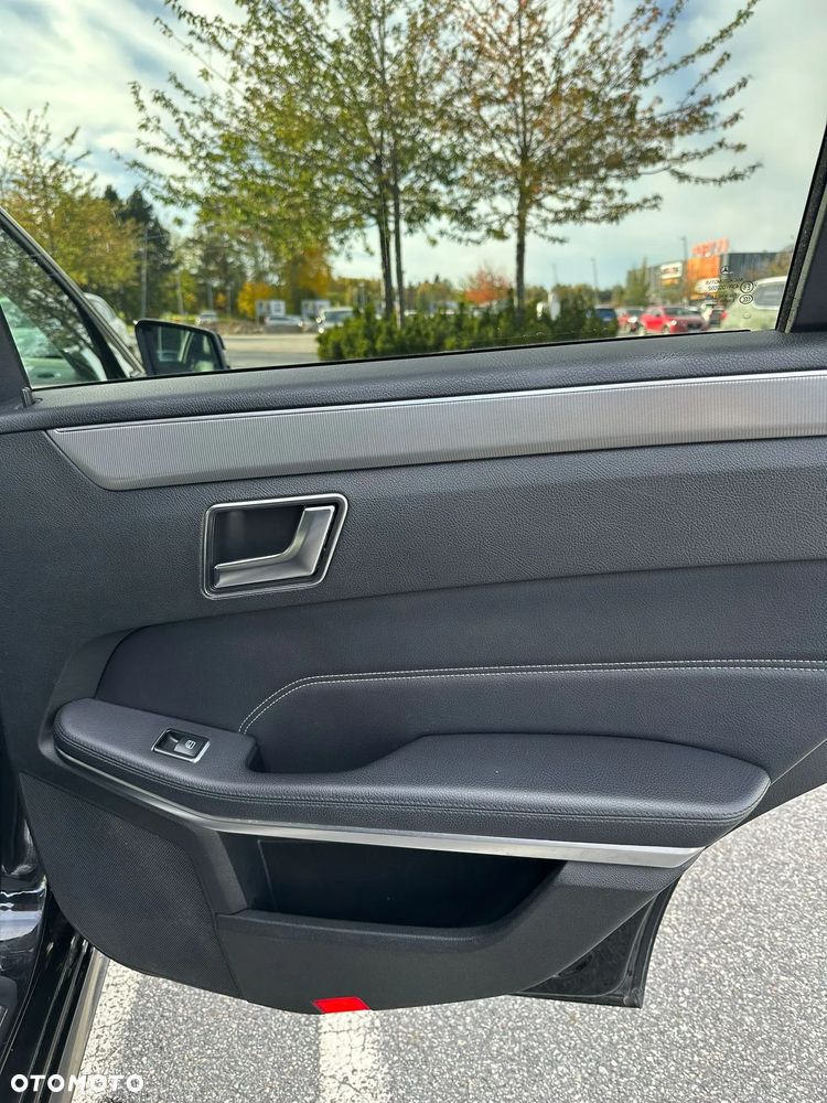 Mercedes-Benz Klasa E 220 BlueTEC 9G-TRONIC Classic - 11