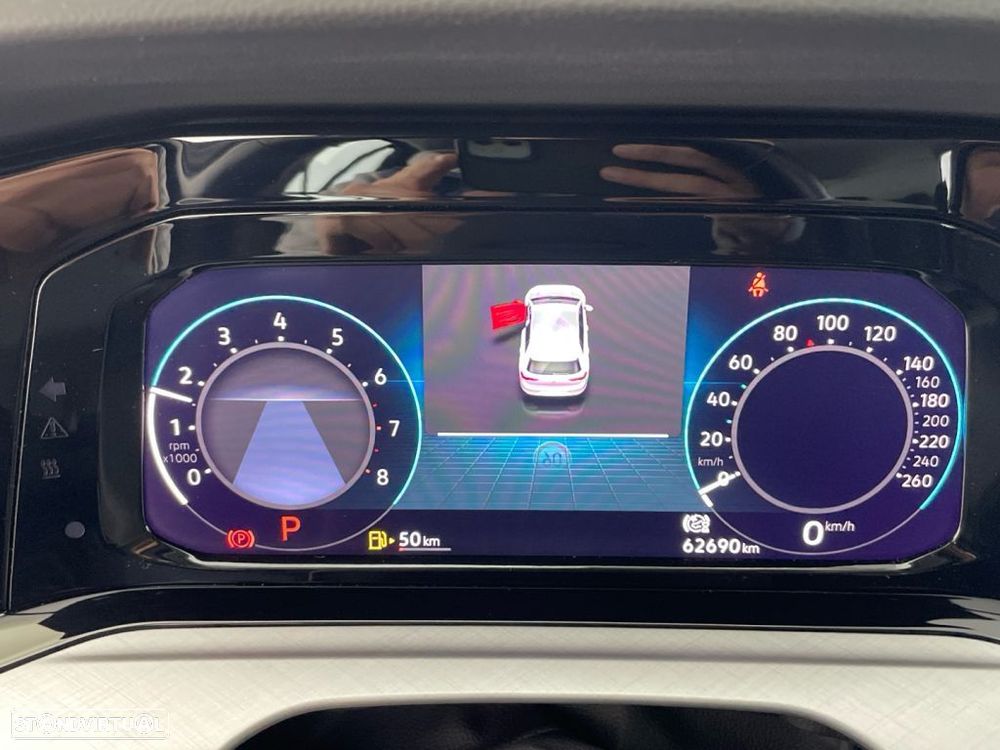 Volkswagen Golf 1.0 eTSI Life DSG — fotografia 9