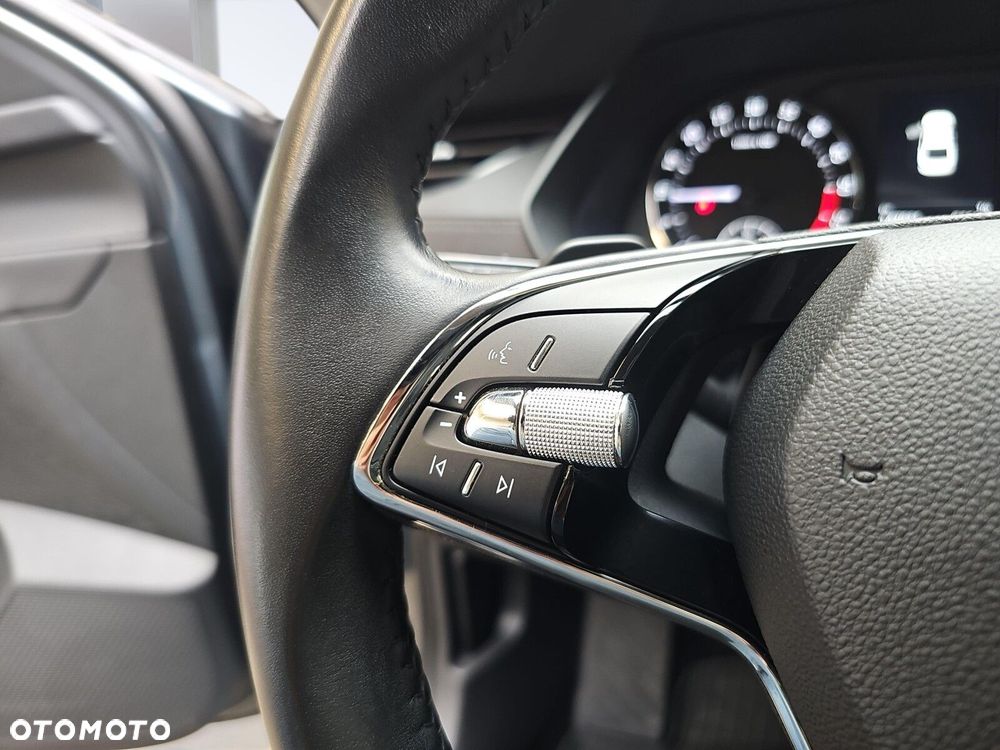 Skoda Octavia 2.0 TDI Ambition DSG - 14