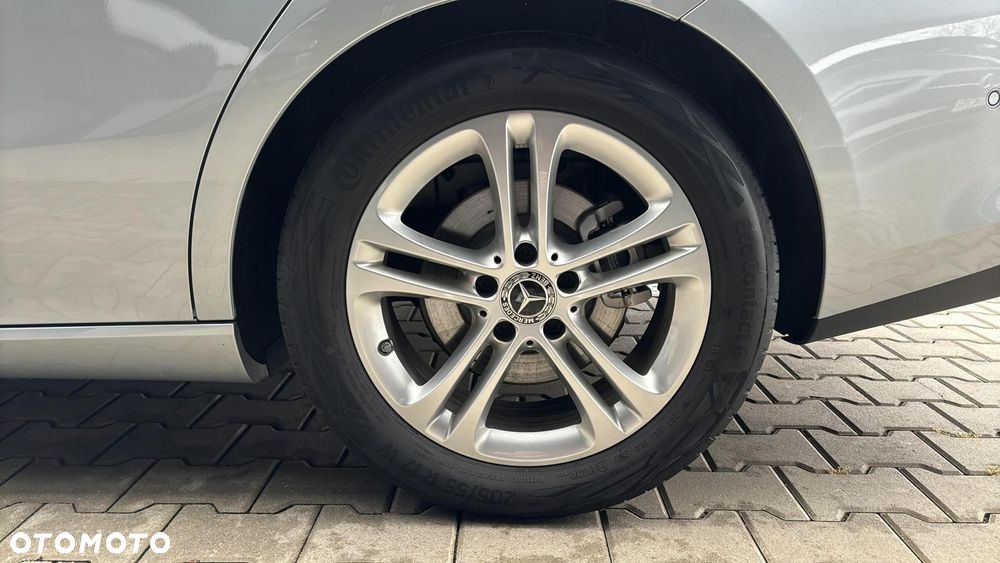 Mercedes-Benz CLA - 17