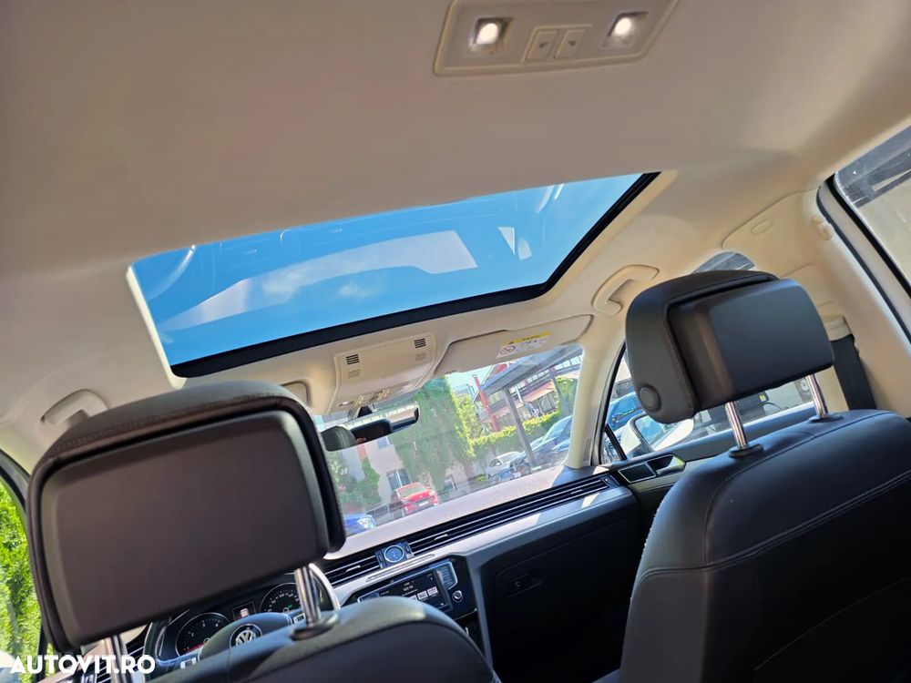 Volkswagen Passat 2.0 TDI DSG Highline - 16