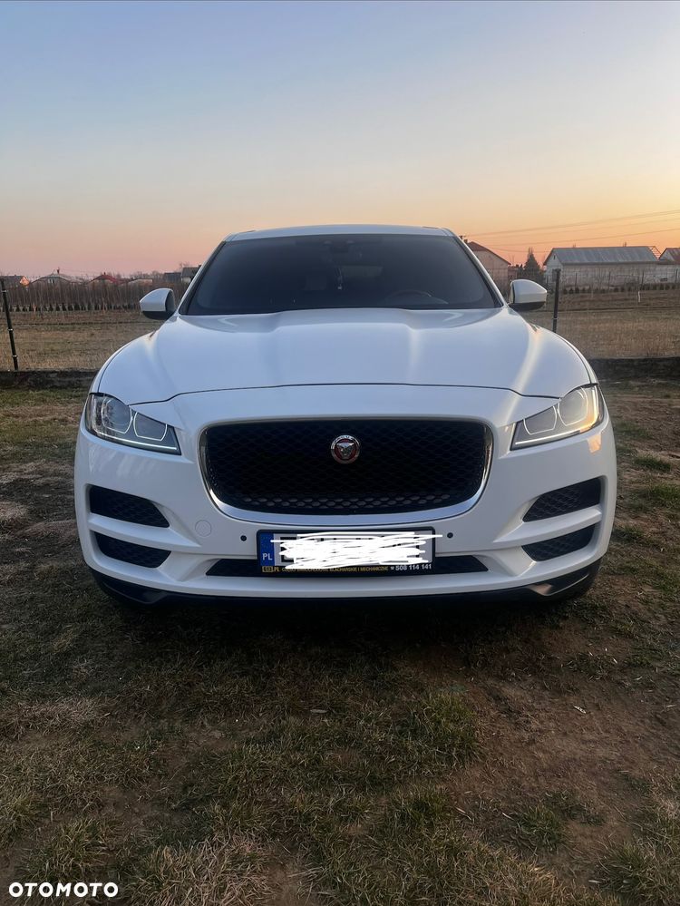 Jaguar F-Pace - 1