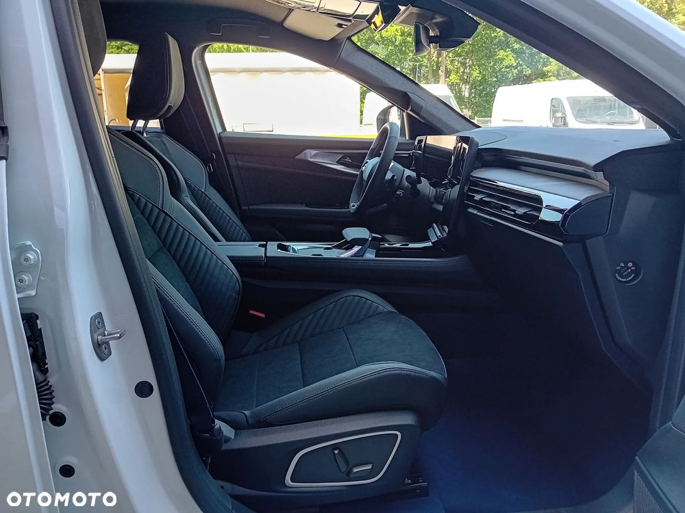 Renault Rafale 1.2 E-Tech PHEV 4x4 300 esprit Alpine MMT - 13