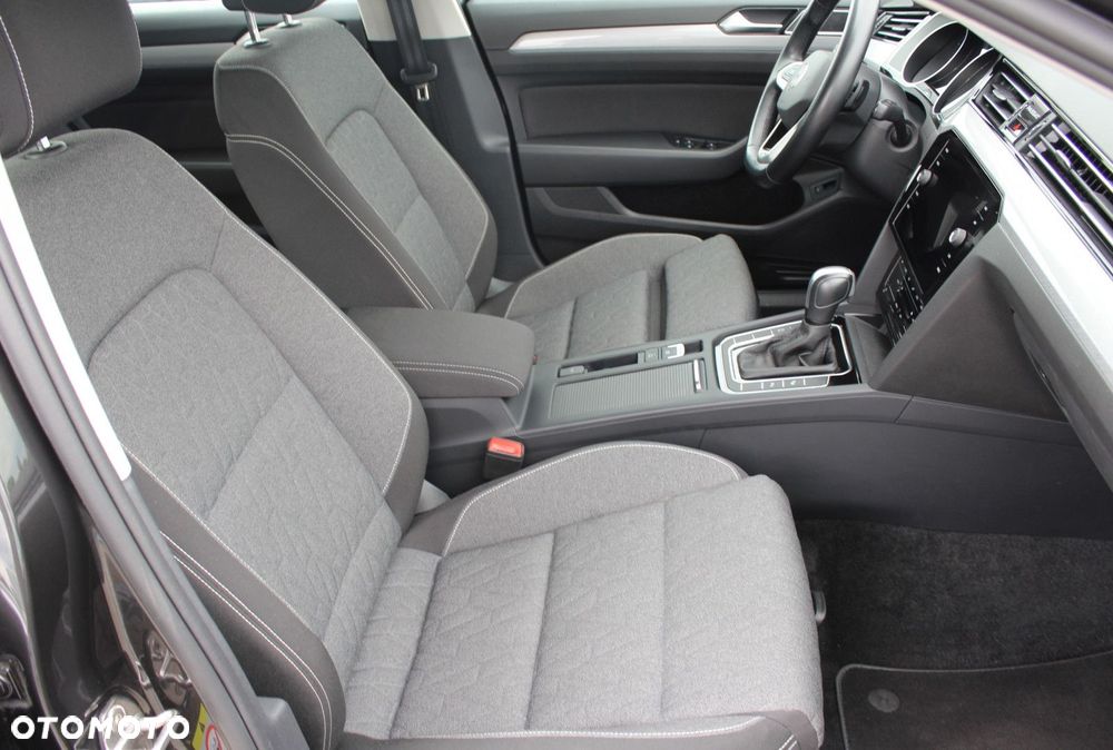 Volkswagen Passat Variant - 16