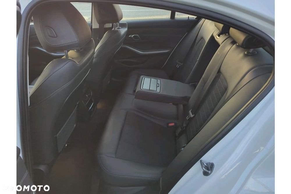 BMW Seria 3 - 7