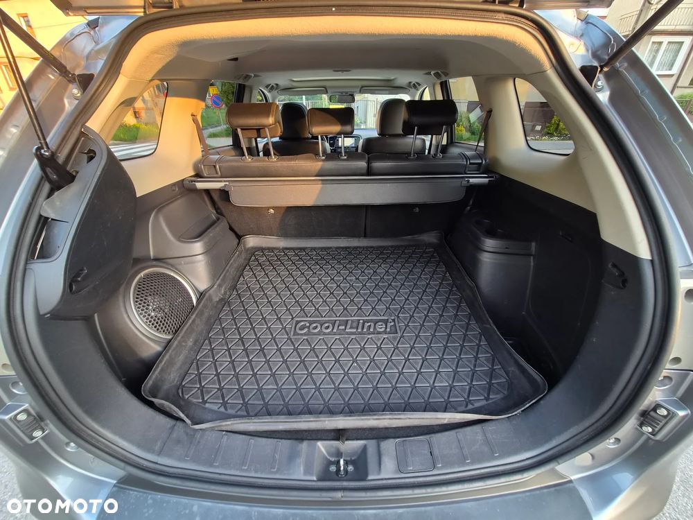 Mitsubishi Outlander - 31