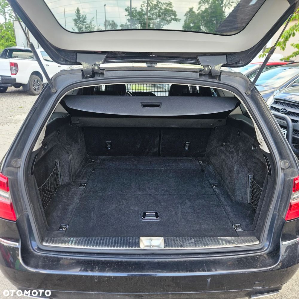 Mercedes-Benz Klasa E 350 CDI DPF BlueEFFICIENCY 7G-TRONIC Avantgarde - 31