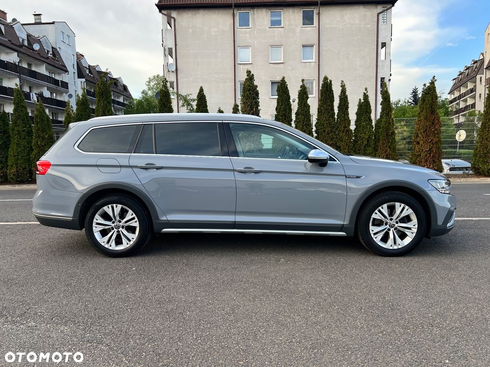 Volkswagen Passat Alltrack 2.0 TDI SCR DSG 4Motion - 7