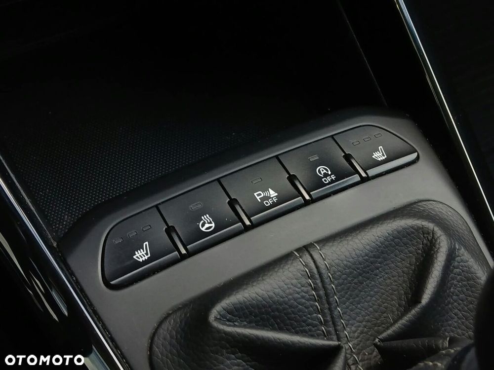Kia Stonic 1.2 L - 32
