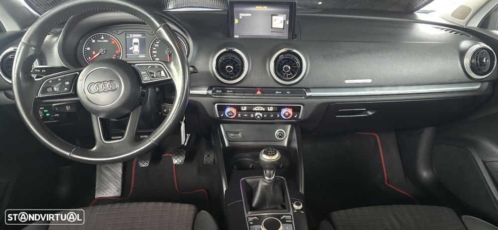Audi A3 Sportback 30 TDI Sport - 27