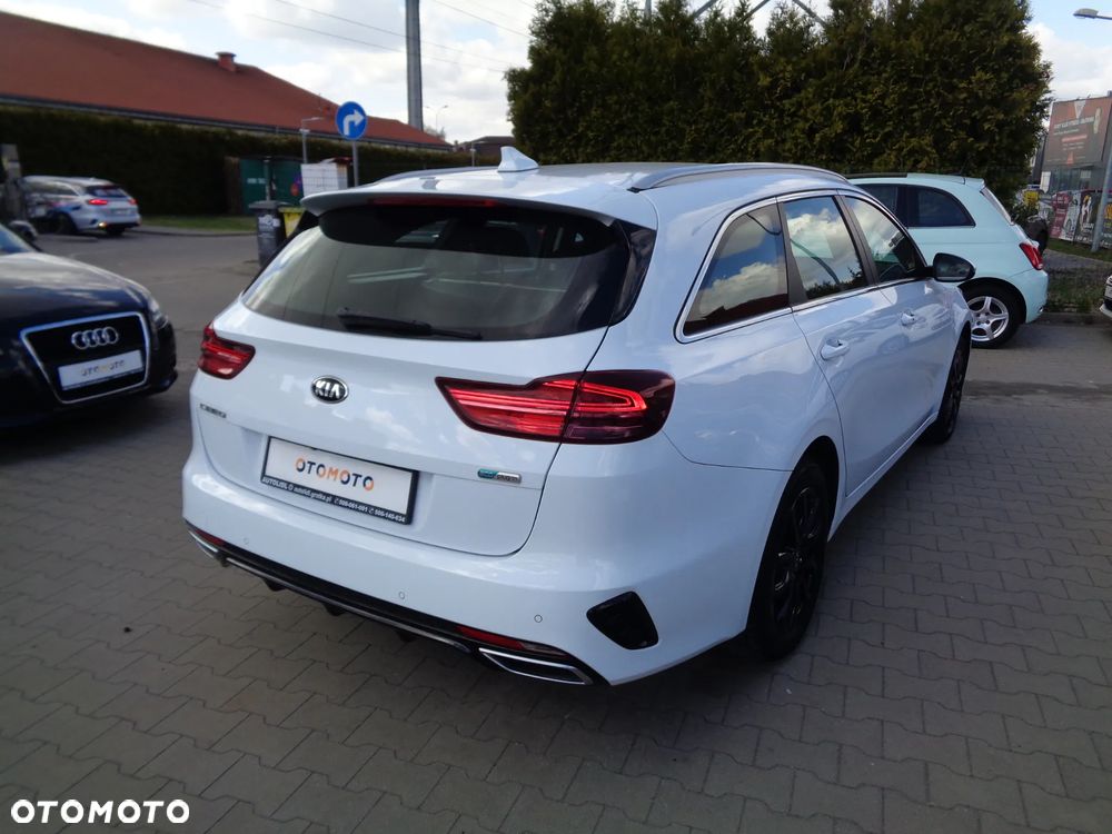 Kia Ceed 1.6 GDI DCT OPF Platinum Edition - 5