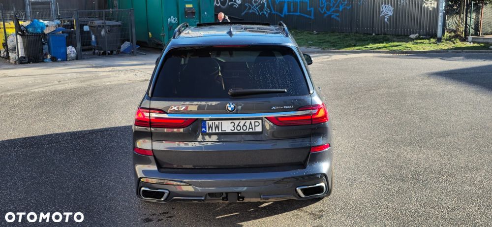 BMW X7 M50i sport - 16