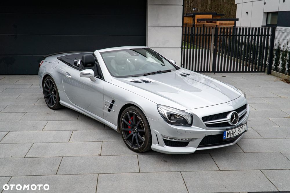 Mercedes-Benz SL 63 AMG - 10