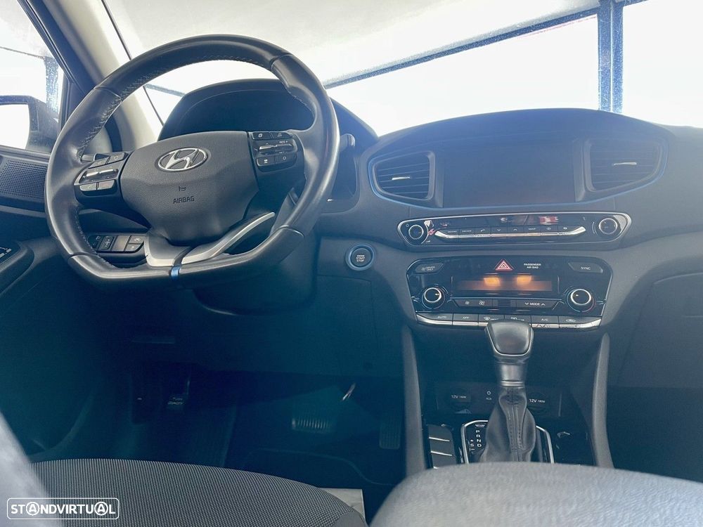 Hyundai Ioniq 1.6 GDI HEV Hybrid Tech - 25