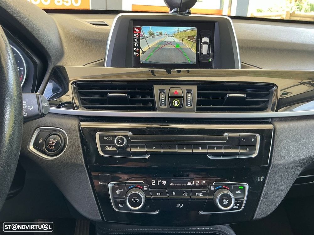 BMW X1 16 d sDrive Line Sport - 12