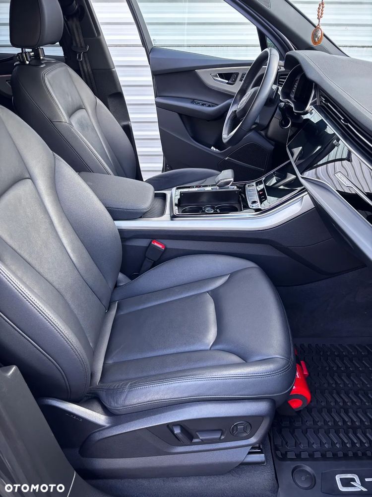 Audi Q7 - 16