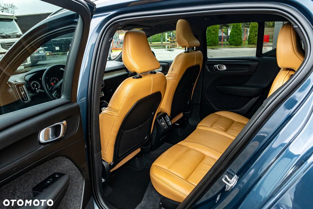 Volvo XC 40 T5 AWD Inscription - 28