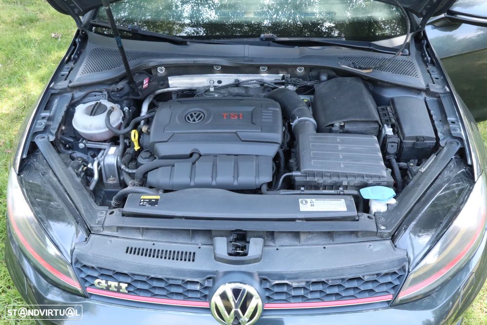 VW Golf 2.0 TSi GTi Performance - 22