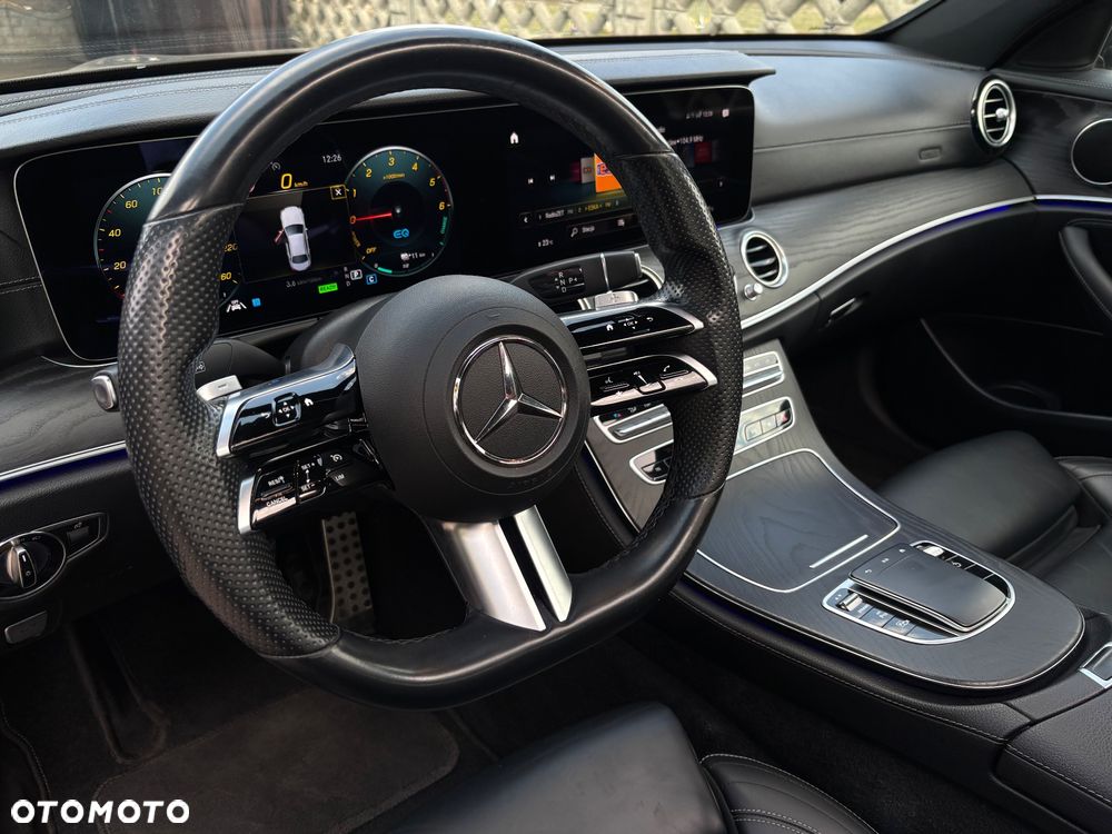 Mercedes-Benz Klasa E 300 de 9G-TRONIC AMG Line - 16