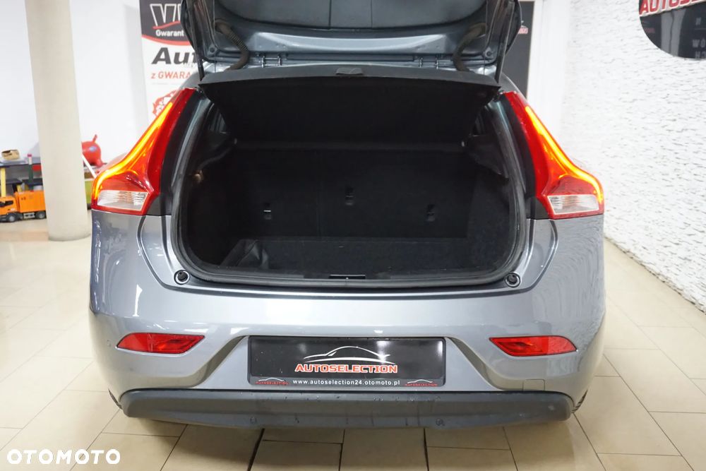 Volvo V40 D2 Kinetic - 15