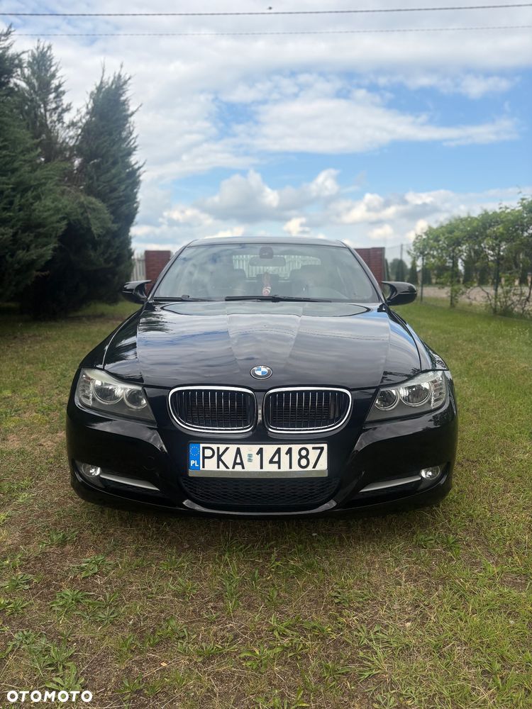 BMW Seria 3 318d DPF - 11