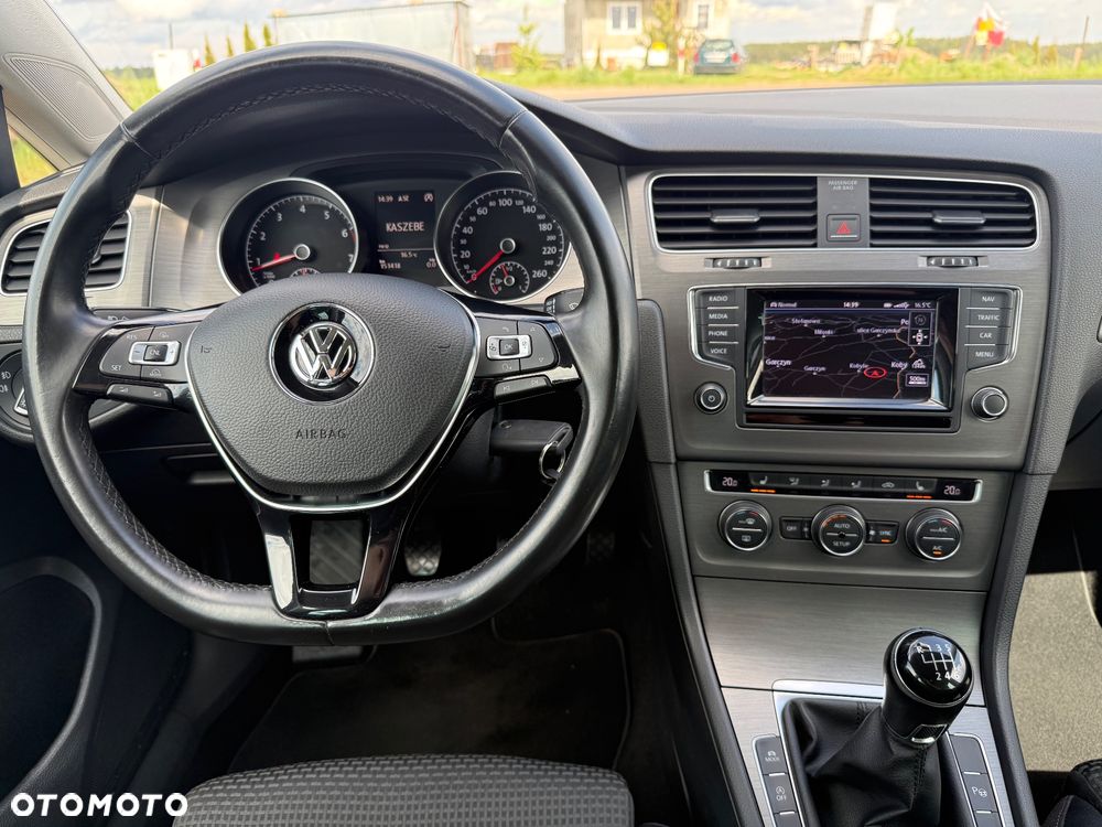 Volkswagen Golf 1.4 TSI BlueMotion Technology Comfortline - 24
