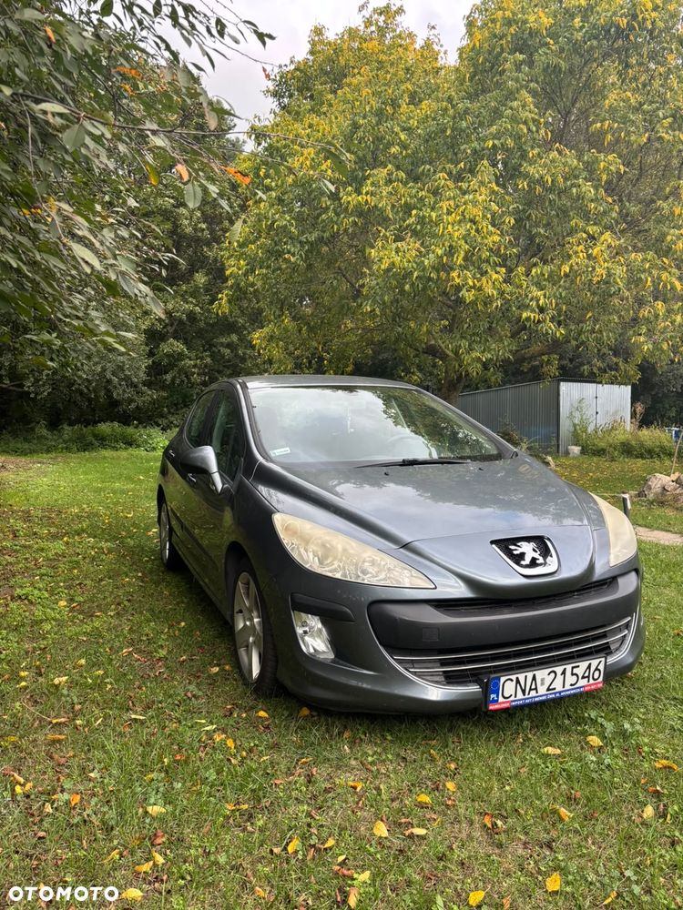 Peugeot 308 2008 photo 2