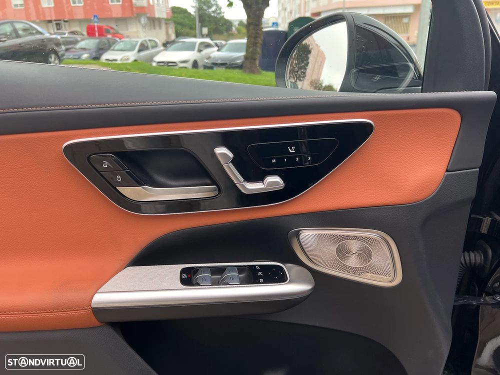 Mercedes-Benz GLC 300 de 4Matic - 16